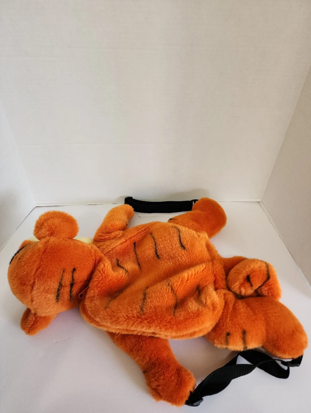 Disney Store Tigger Plush Backpack Winnie Pooh Y2K Style Full Body